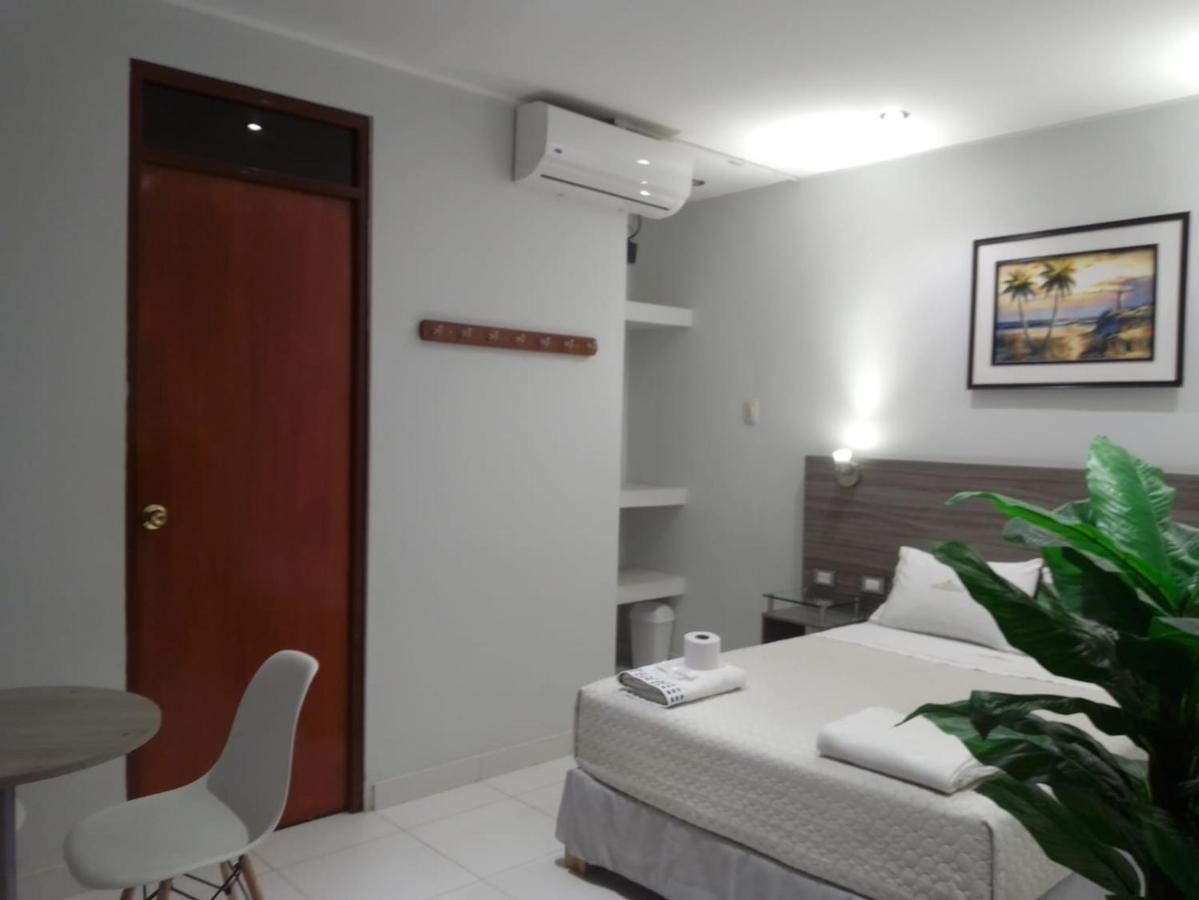 Millennium Hotel Corporative San Vicente de Canete Bagian luar foto